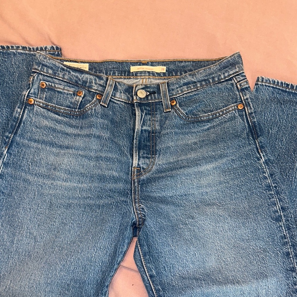 Levis wedgie straight 28